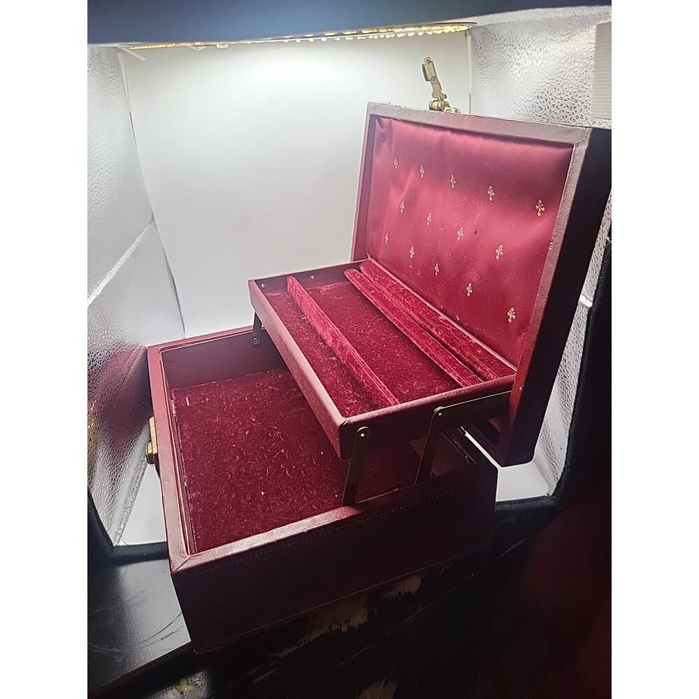 Vintage Tory Red Jewelry Box Velvet & Satin Lined Great for Men or Women